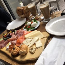 Brixia - Frühstück für zwei.