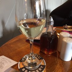 Cheshire Cheese - I had a nice glass of Sauvignon Blanc.