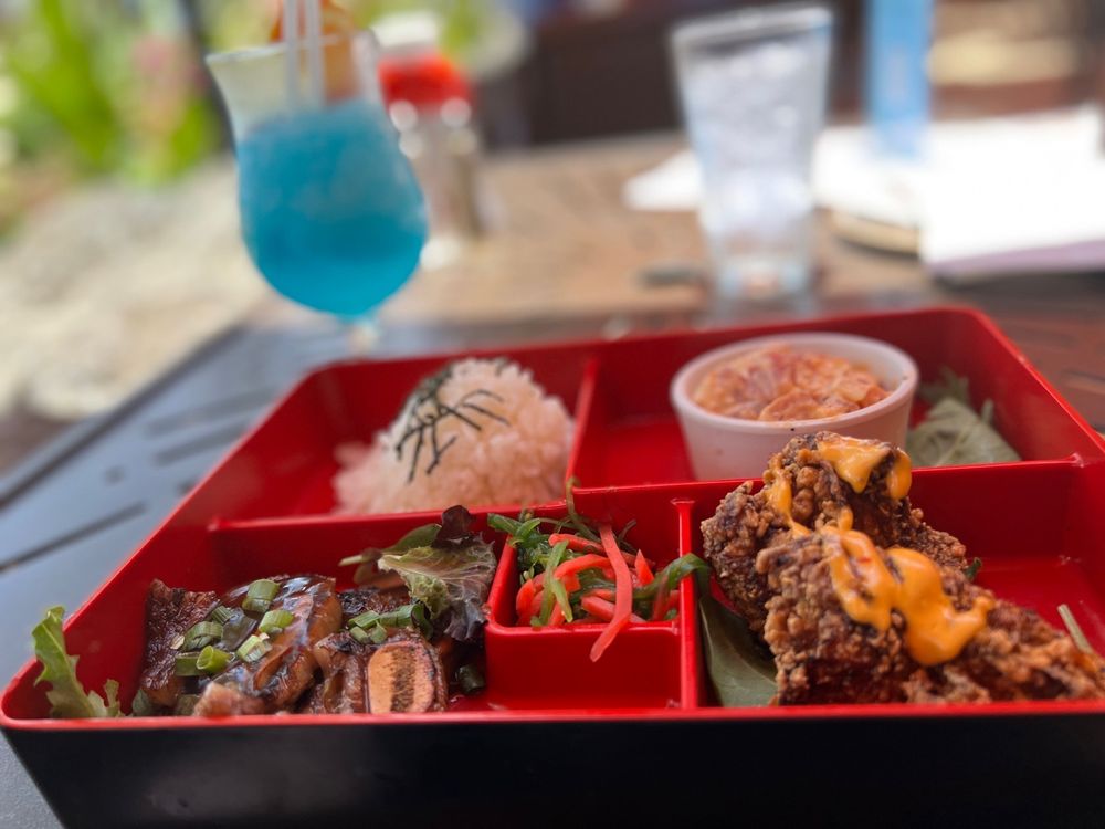 TROPICS BAR & GRILL 1889 Photos & 1427 Reviews 2005 Kalia Rd