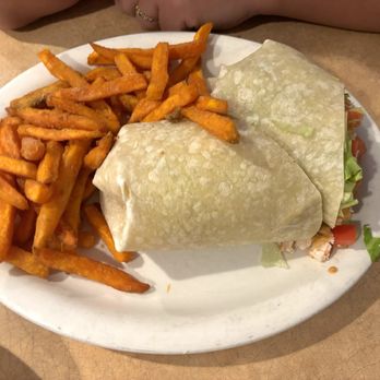 Herbie's - Buffalo chicken wrap with sweet potato fries - American Near Me - Worcester, Massachusetts Herbie's - Buffalo chicken wrap with sweet potato fries - American Near Me - Worcester, Massachusetts