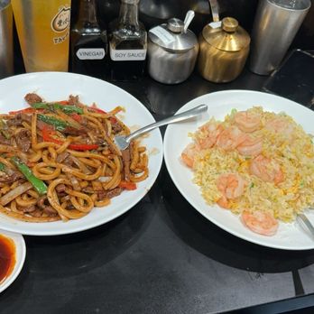 Thumbling - Shrimp fried rice - Shanghainese Near Me - West Covina, California Thumbling - Shrimp fried rice - Shanghainese Near Me - West Covina, California