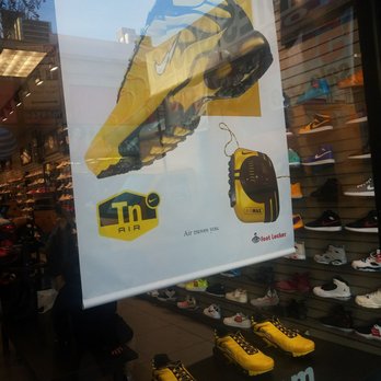 Foot Locker - Shoe Stores Near Me - New York, New York Foot Locker - Shoe Stores Near Me - New York, New York