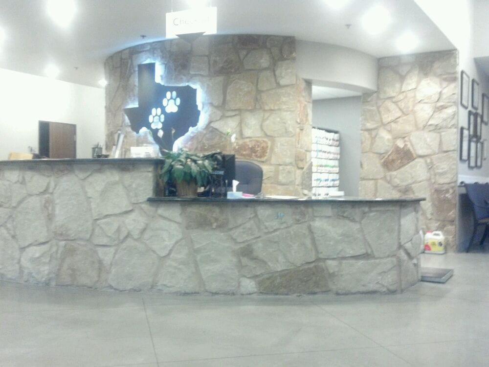 AUSTIN VETERINARY DERMATOLOGY & ALLERGY Updated October 2024 301