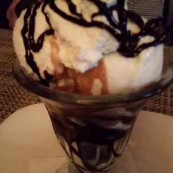 LockKeepers - Vanilla gelato with warm peanut butter and dark chocolate sauces - New American Near Me - Valley View, Ohio LockKeepers - Vanilla gelato with warm peanut butter and dark chocolate sauces - New American Near Me - Valley View, Ohio