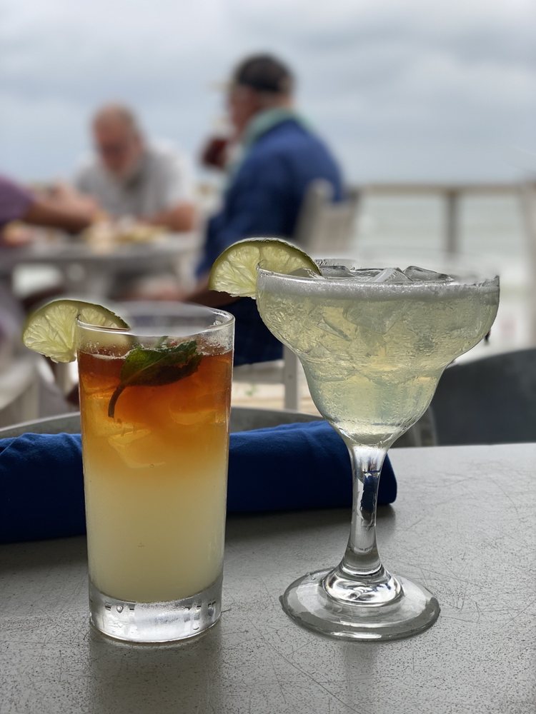 Daddy Mac's Beach Grille