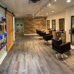 T&CO A Creative Hair Group