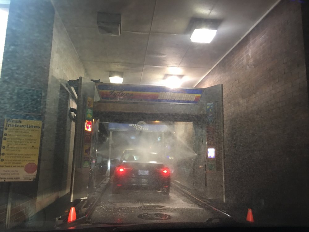 VINTAGE CAR WASH Updated September 2024 13 Reviews 880 E Arlington St, Gladstone, Oregon