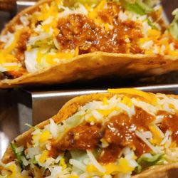 Breakers Sports Bar & Grill