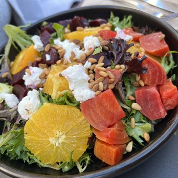 Caffe Central - Farmer's bowl - Coffee & Tea Near Me - Burlingame, California
