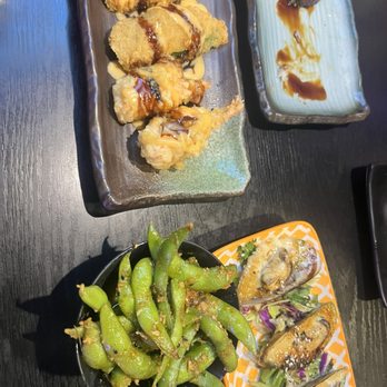 Sushi Okoku - Baked Green Mussels Freshwater Eel Sushi Yellowtail Jalapeno Roll Spicy Garlic Edamame - Sushi Bars Near Me - Riverside, California