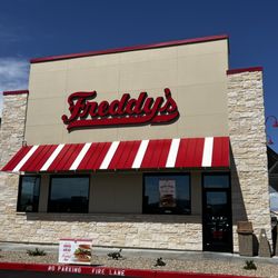 Freddy's Frozen Custard & Steakburgers