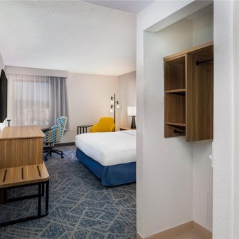 Hampton Inn Marietta - Guest room - Hotels Near Me - Marietta, Ohio Hampton Inn Marietta - Guest room - Hotels Near Me - Marietta, Ohio