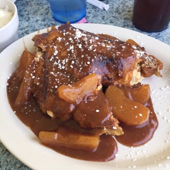 Metro Diner - Apple yo hala French toast....not that great - Diners Near Me - Jacksonville, Florida Metro Diner - Apple yo hala French toast....not that great - Diners Near Me - Jacksonville, Florida