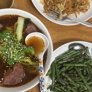 Cindy's Kitchen - taiwanese rice noodle, beef stew noodle soup, pan fried string beans - Taiwanese Near Me - Hacienda Heights, California