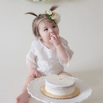 Bake N' Cakes - Smash Cake Shots - Bakeries Near Me - Lansing, Michigan Bake N' Cakes - Smash Cake Shots - Bakeries Near Me - Lansing, Michigan