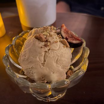 Anixi - Pistachio ice cream - Vegan Near Me - New York, New York