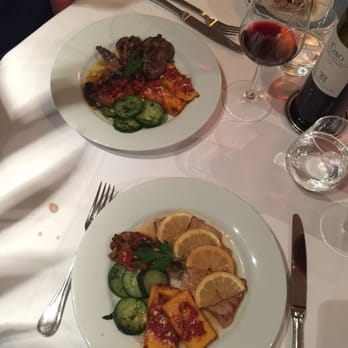 Samesa - Veal Piccata and Steak medallions that were so good, and the accompaniments were spot on! - Italian Near Me - Paris, 75 Samesa - Veal Piccata and Steak medallions that were so good, and the accompaniments were spot on! - Italian Near Me - Paris, 75
