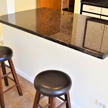 Winston Oaks Apartment Condominiums - Breakfast Bar - Apartments Near Me - Bolingbrook, Illinois Winston Oaks Apartment Condominiums - Breakfast Bar - Apartments Near Me - Bolingbrook, Illinois