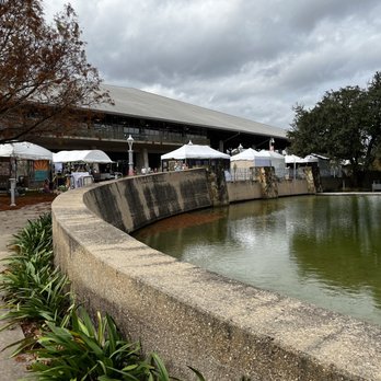 Armadillo Christmas Bazaar - Arts & Crafts Near Me - Austin, Texas