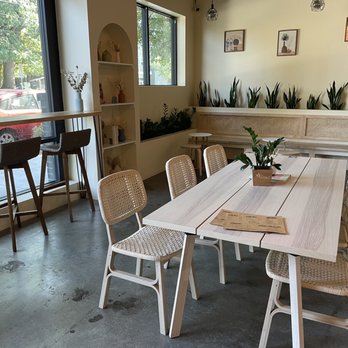 Auntea Ha - Lots of seating - Bubble Tea Near Me - Portland, Oregon Auntea Ha - Lots of seating - Bubble Tea Near Me - Portland, Oregon