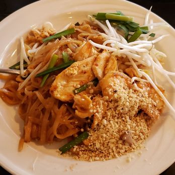 Moo Dang - Pad thai(meh) - Thai Near Me - Reno, Nevada Moo Dang - Pad thai(meh) - Thai Near Me - Reno, Nevada
