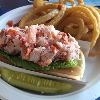 BG's Boathouse Restaurant - Lobster Roll with Onion Rings - Seafood Near Me - Portsmouth, New Hampshire BG's Boathouse Restaurant - Lobster Roll with Onion Rings - Seafood Near Me - Portsmouth, New Hampshire