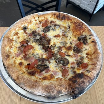 Zoli's Pizza - Feel Like Bacon Love brunch pizza - Pizza Near Me - Fort Worth, Texas Zoli's Pizza - Feel Like Bacon Love brunch pizza - Pizza Near Me - Fort Worth, Texas