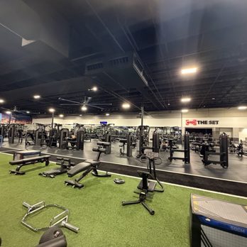 EōS Fitness - Gyms Near Me - Riverside, California EōS Fitness - Gyms Near Me - Riverside, California
