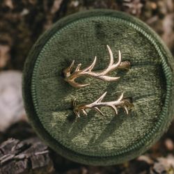 Rustic and Main - Matching His & Hers Antler-Shaped Solid Gold Wedding Bands
