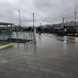 Eminönü Tramvay Durağı