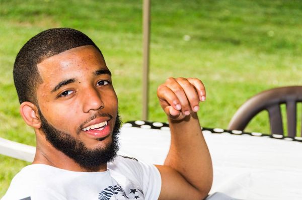 Jones Home Service Logo