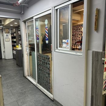 Jacob's Exclusive Barber Shop - Outside - Barbers Near Me - New York, New York