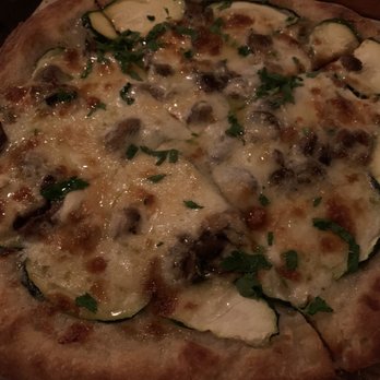 Vite Vinosteria - Tartufata pizza - Italian Near Me - Astoria, New York Vite Vinosteria - Tartufata pizza - Italian Near Me - Astoria, New York