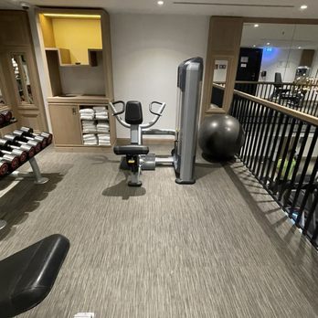 Hilton Vienna Plaza - Gym - Hotels Near Me - Vienna, 9 Hilton Vienna Plaza - Gym - Hotels Near Me - Vienna, 9
