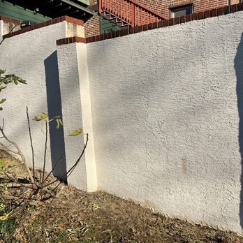 N&J Alvarez Construction - The old stucco had cross-hatched etches made into the wall instead of lath. N&J Alvarez redid the wall properly with lath. - Masonry/Concrete Near Me