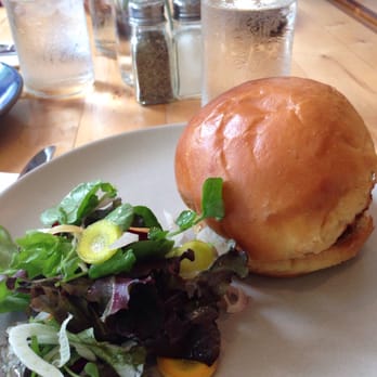 American Spoon Gelato Cafe - Fried chicken sandwich - Desserts Near Me - Petoskey, Michigan