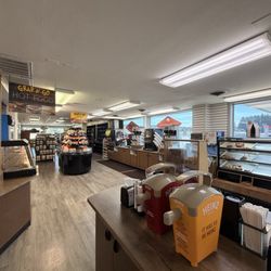 Gee Cee's Truckstop