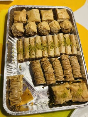 Baklava Factory by null