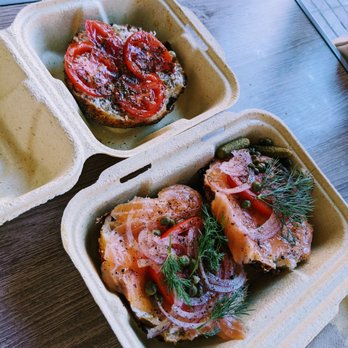 Courage Bagels - Cream Cheese Tomato (sleeper HIT) and smoked salmon bagels - Bagels Near Me - Los Angeles, California