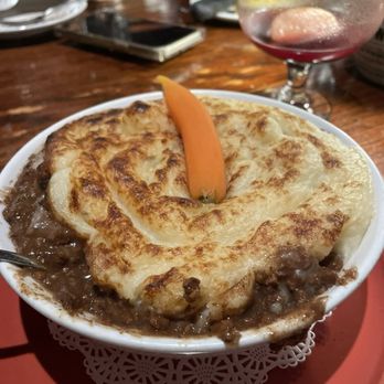 Muldoon's Irish Pub - SHEPHERD'S PIE - Irish Pub Near Me - Newport Beach, California Muldoon's Irish Pub - SHEPHERD'S PIE - Irish Pub Near Me - Newport Beach, California