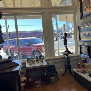 Charles Morin Fine Art - Art Galleries Near Me - Fredericksburg, Texas Charles Morin Fine Art - Art Galleries Near Me - Fredericksburg, Texas