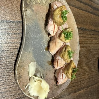 Izakaya Uosan - Beef uni shiso sushi - Izakaya Near Me - Honolulu, Hawaii Izakaya Uosan - Beef uni shiso sushi - Izakaya Near Me - Honolulu, Hawaii