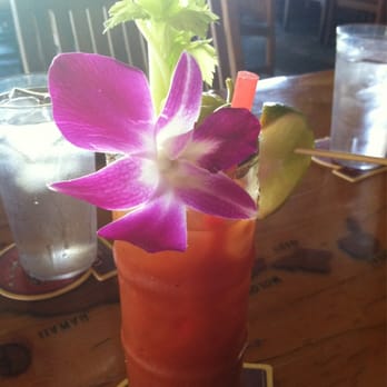 Lulu's Waikiki - Bloody Mary - Burgers Near Me - Honolulu, Hawaii