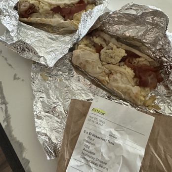 Veracruz All Natural - Breakfast tacos: they always forget the avocado - Food Trucks Near Me - Austin, Texas Veracruz All Natural - Breakfast tacos: they always forget the avocado - Food Trucks Near Me - Austin, Texas