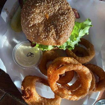 Sacrament Brewing - Smoked cheddar burger with onion rings - Breweries Near Me - Sacramento, California Sacrament Brewing - Smoked cheddar burger with onion rings - Breweries Near Me - Sacramento, California