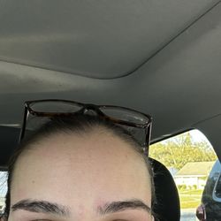 Daks Eyebrow Threading