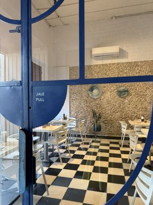 Te Extraño, Extraño. by null