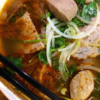 Lotus Pho Restaurant - Vietnamese Near Me - Richmond, British Columbia