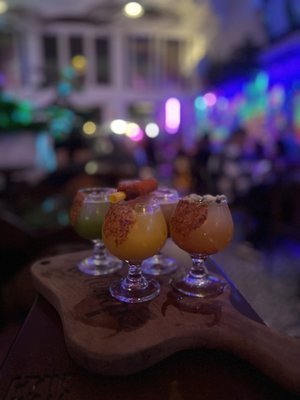 Mr.Tempo Cantina by null