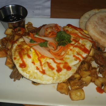 Dime Store - Duck bop hash with fried egg - Breakfast & Brunch Near Me - Detroit, Michigan Dime Store - Duck bop hash with fried egg - Breakfast & Brunch Near Me - Detroit, Michigan